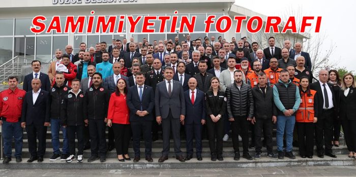 Düzce Valisi Selçuk  Aslan, Sivil Toplum Kuruluşlarıyla Bayramlaştı
