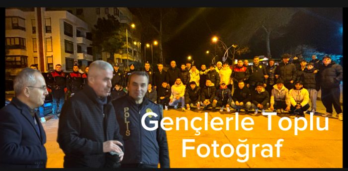 Gençleri kırmayan emniyet yetkileri toplu fotoğraf çektirdiler