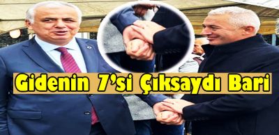 Kaymakamlık Önündeki Bayram Kutlamasında “Sıcak” Kareler: Samimiyet mi Tesadüf mü?